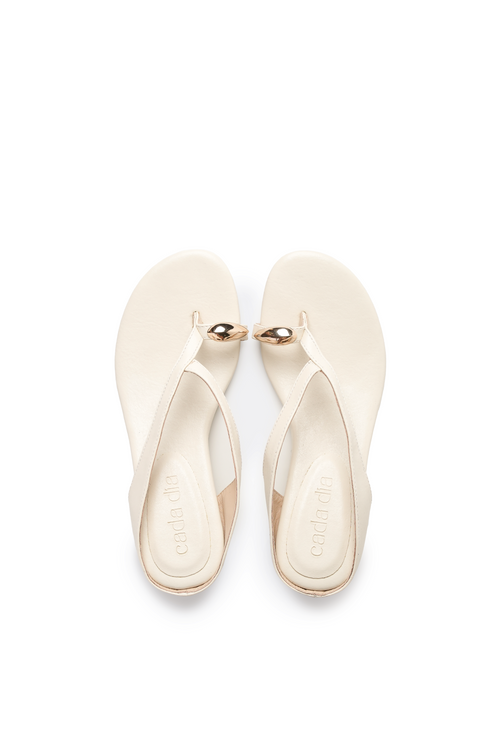 Adela Kitten Wedge in Blanca