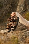 Savana in Cheetah Print