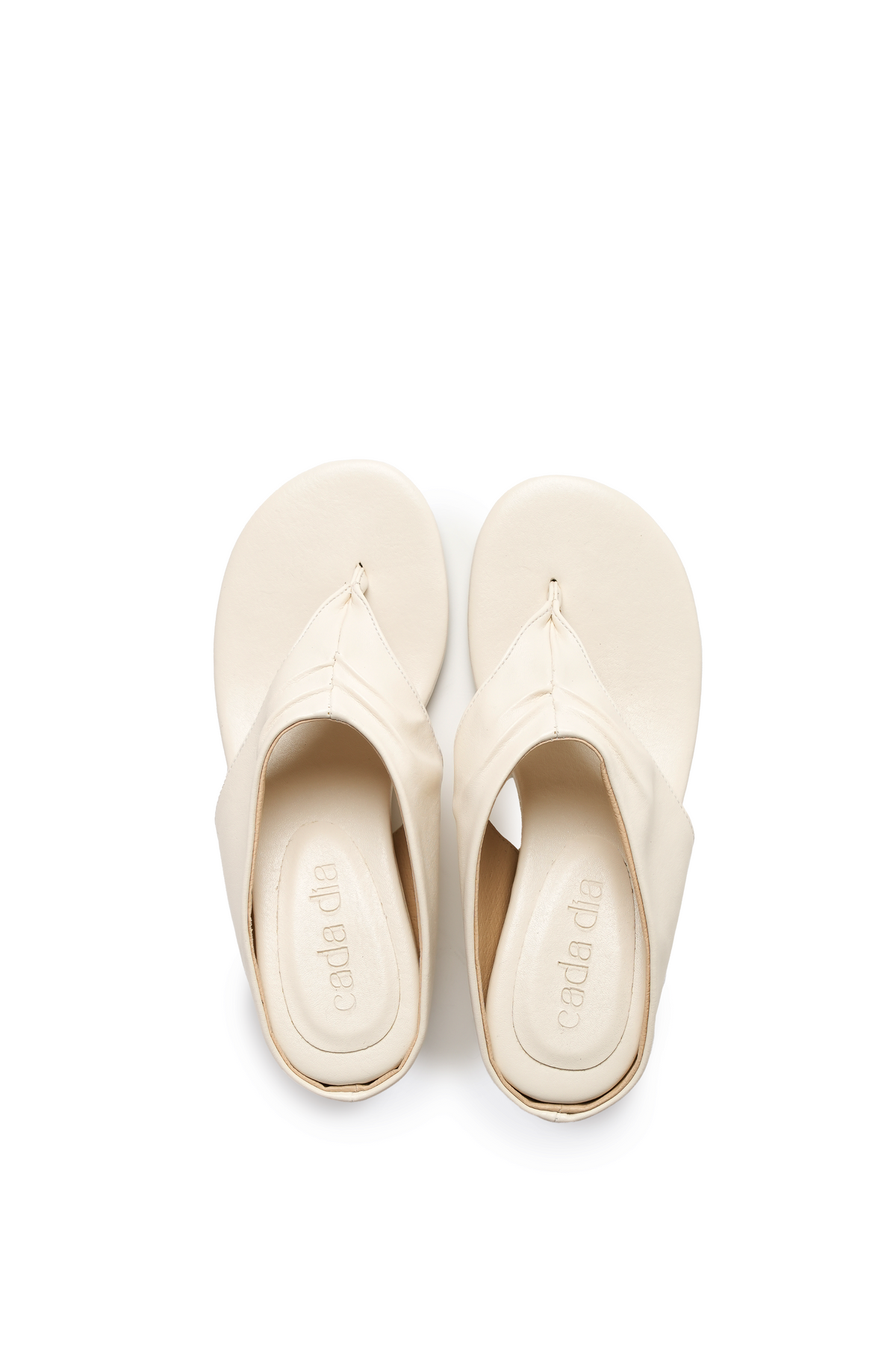 Camila Kitten Wedge in Blanca