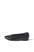Vera Flats in Sombria